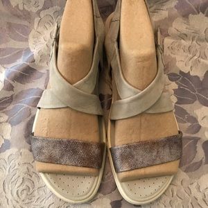 Ecco Damara Crisscross Sandal, Gray, Size 11-11.5